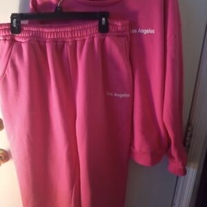 Los Angeles Pink Sweatshirt and Pants Set